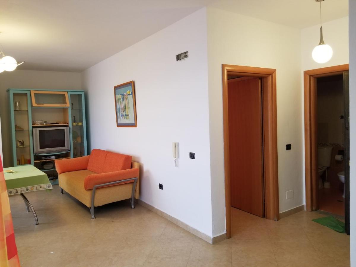 Dea Appartement Durrës